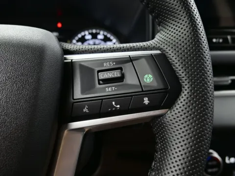 More photos of 2025 Mitsubishi Outlander SE at Dorsett Mitsubishi, IN