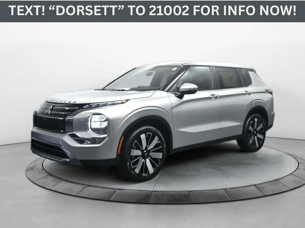 Silver 2025 Mitsubishi Outlander SE for sale in Terre Haute, IN