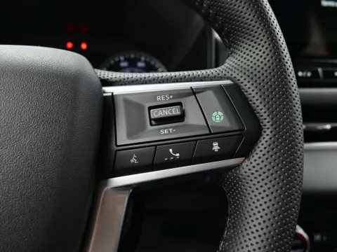 More photos of 2025 Mitsubishi Outlander SE at Dorsett Mitsubishi, IN