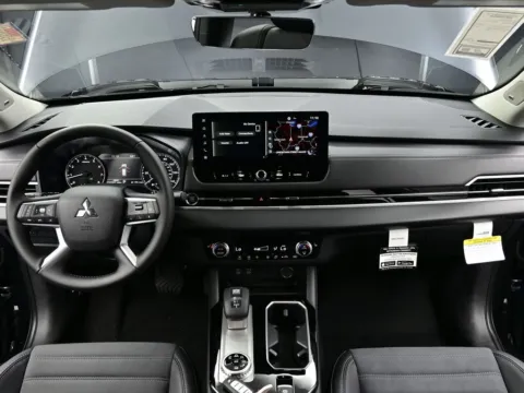 Photos of 2025 Mitsubishi Outlander SE for sale in Terre Haute, IN at Dorsett Mitsubishi