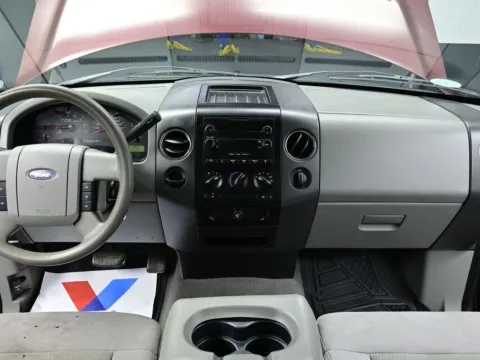 Photos of 2005 Ford F-150 XLT for sale in Terre Haute, IN at Dorsett Mitsubishi