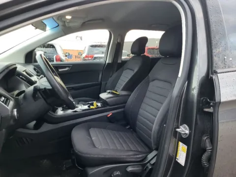 More photos of 2016 Ford Edge SE at Dorsett Mitsubishi, IN