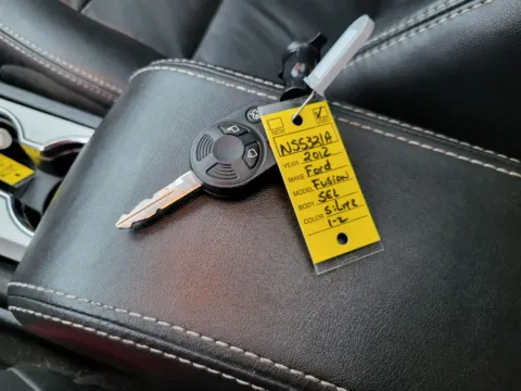 Photos of 2012 Ford Fusion SEL for sale in Terre Haute, IN at Dorsett Mitsubishi