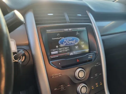 More photos of 2013 Ford Edge SEL at Dorsett Mitsubishi, IN