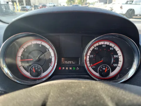 More photos of 2013 Dodge Grand Caravan SXT at Dorsett Mitsubishi, IN