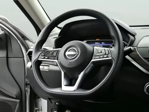 Another view of 2024 Nissan Altima 2.5 SV for sale in Terre Haute, IN at Dorsett Mitsubishi