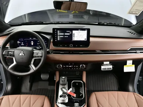 Photos of 2025 Mitsubishi Outlander SEL for sale in Terre Haute, IN at Dorsett Mitsubishi