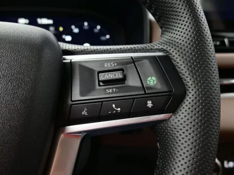 More photos of 2025 Mitsubishi Outlander SEL at Dorsett Mitsubishi, IN