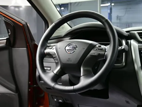 More photos of 2021 Nissan Murano Platinum at Dorsett Mitsubishi, IN