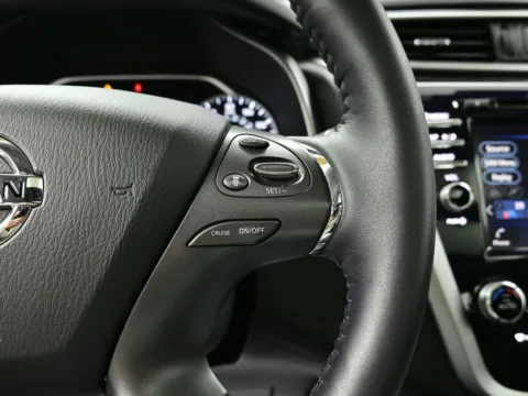 More photos of 2021 Nissan Murano Platinum at Dorsett Mitsubishi, IN