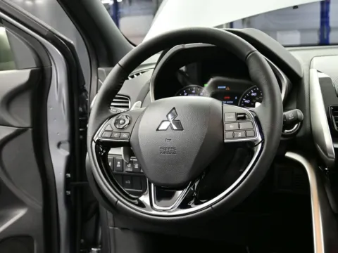More photos of 2026 Mitsubishi Eclipse Cross SEL at Dorsett Mitsubishi, IN
