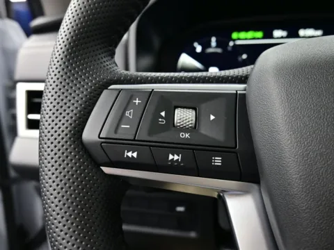 More photos of 2025 Mitsubishi Outlander SE at Dorsett Mitsubishi, IN