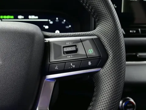 More photos of 2025 Mitsubishi Outlander SE at Dorsett Mitsubishi, IN