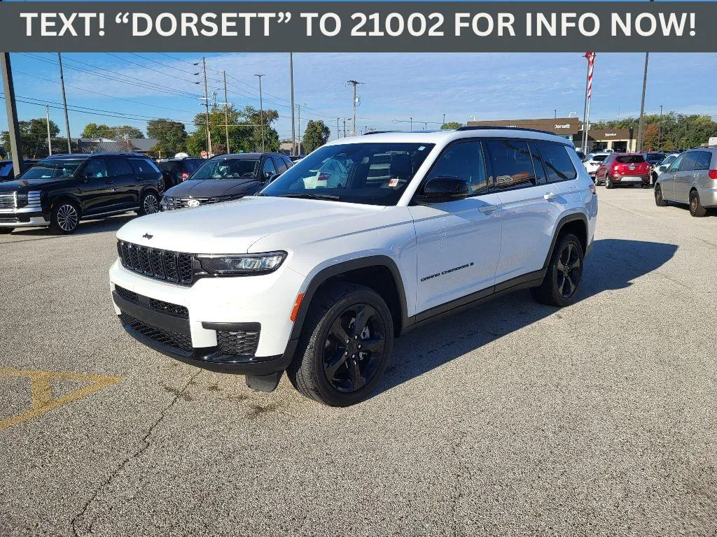 White 2023 Jeep Grand Cherokee L Altitude for sale in Terre Haute, IN