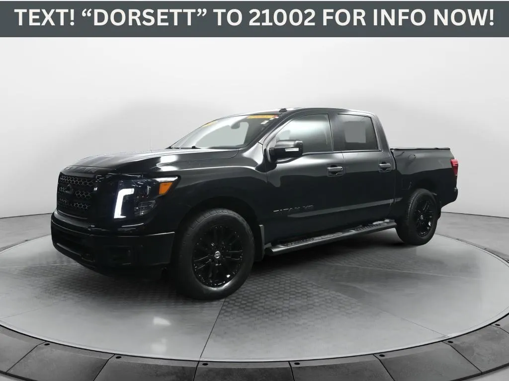 Black 2019 Nissan Titan SV for sale in Terre Haute, IN