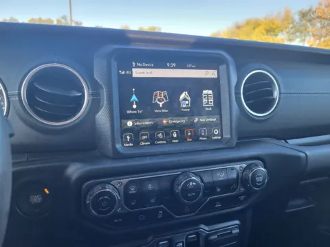 More photos of 2022 Jeep Wrangler 4xe Unlimited Sahara at Dorsett Mitsubishi, IN