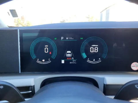 More photos of 2025 Hyundai Tucson SEL at Dorsett Mitsubishi, IN