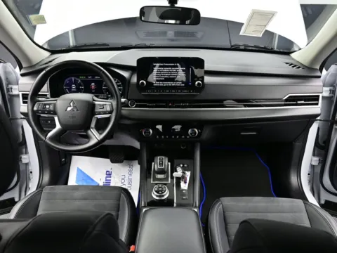 Photos of 2024 Mitsubishi Outlander PHEV SE for sale in Terre Haute, IN at Dorsett Mitsubishi