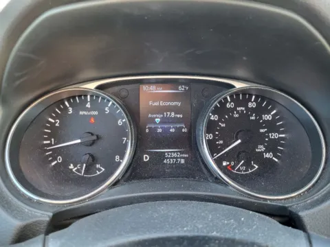 More photos of 2015 Nissan Rogue SL at Dorsett Mitsubishi, IN