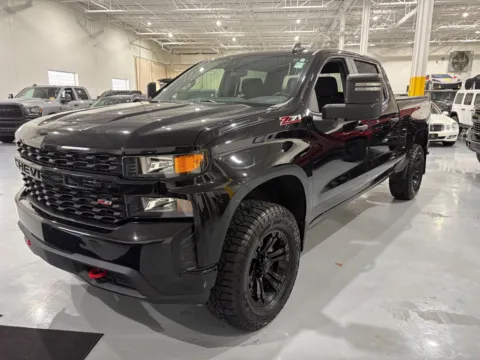 Another view of 2021 Chevrolet Silverado 1500 4WD Crew Cab Short Bed Custom Trail Boss for sale in Troy, MI at 8-11 Motor Group, Inc.