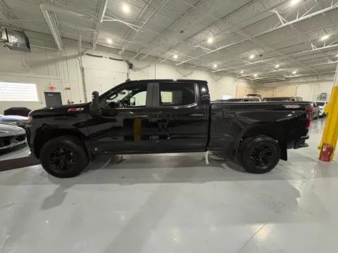 More photos of 2021 Chevrolet Silverado 1500 4WD Crew Cab Short Bed Custom Trail Boss at 8-11 Motor Group, Inc., MI