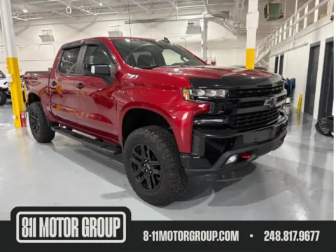 Red 2021 Chevrolet Silverado 1500 4WD Crew Cab Short Bed LT Trail Boss for sale in Troy, MI