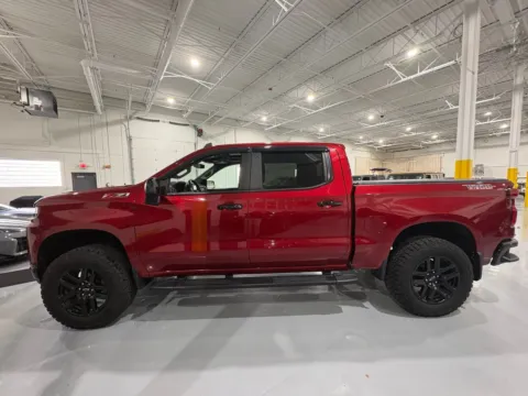More photos of 2021 Chevrolet Silverado 1500 4WD Crew Cab Short Bed LT Trail Boss at 8-11 Motor Group, Inc., MI
