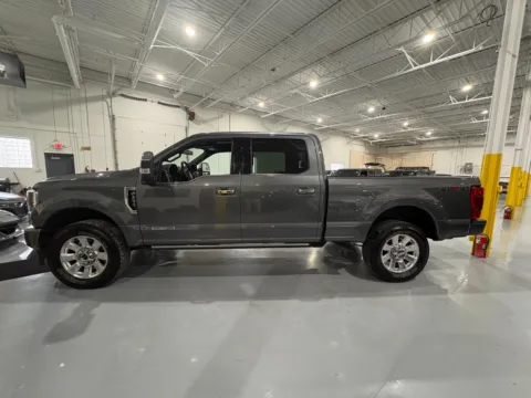 More photos of 2022 Ford F-250 Platinum at 8-11 Motor Group, Inc., MI