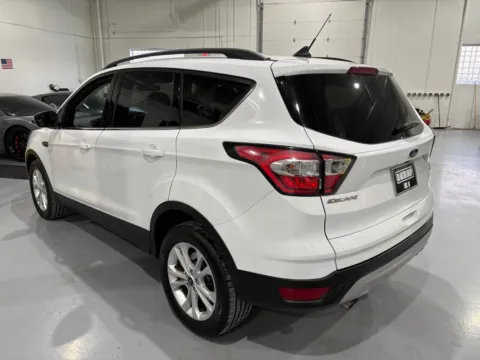 More photos of 2018 Ford Escape SEL at 8-11 Motor Group, Inc., MI