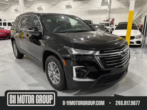 Black 2022 Chevrolet Traverse FWD LT Cloth for sale in Troy, MI