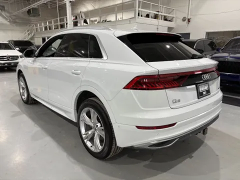 More photos of 2019 Audi Q8 55 Premium at 8-11 Motor Group, Inc., MI