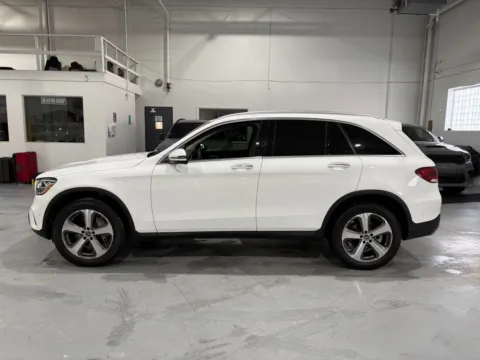 More photos of 2022 Mercedes-Benz GLC 300 4MATIC SUV at 8-11 Motor Group, Inc., MI