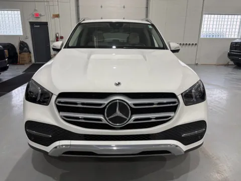 Photos of 2022 Mercedes-Benz GLE 350 4MATIC for sale in Troy, MI at 8-11 Motor Group, Inc.