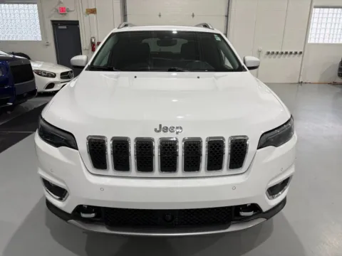 Photos of 2021 Jeep Cherokee Limited 4x4 for sale in Troy, MI at 8-11 Motor Group, Inc.