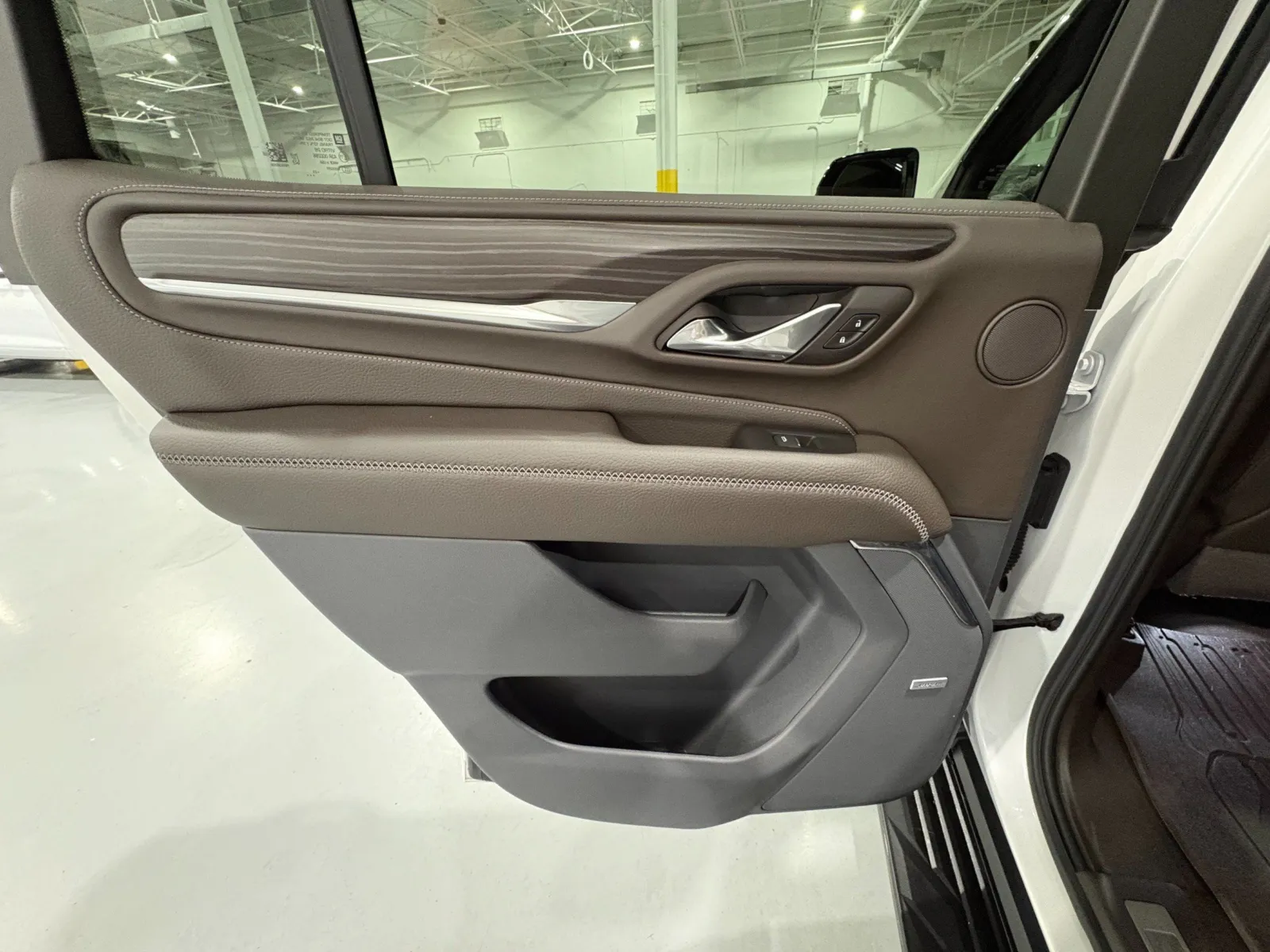 2023 GMC Yukon Denali - Photo 48