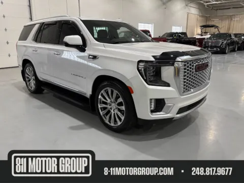 White 2023 GMC Yukon 4WD Denali for sale in Troy, MI