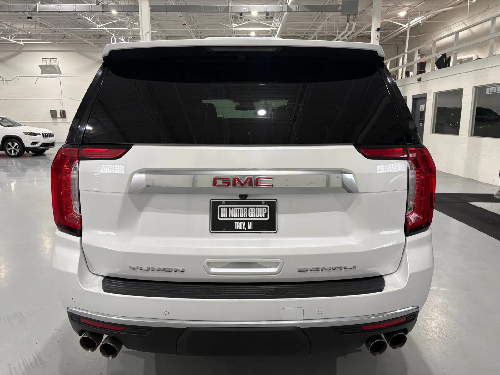2023 GMC Yukon Denali - Photo 6
