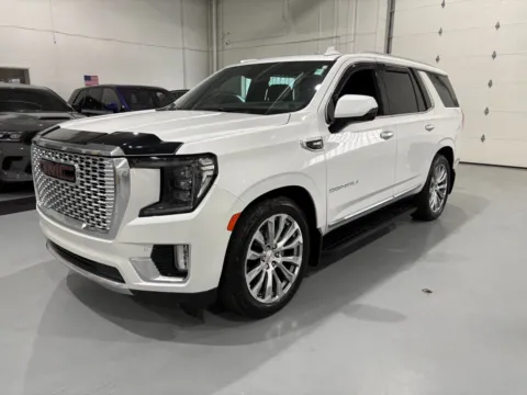 Another view of 2023 GMC Yukon 4WD Denali for sale in Troy, MI at 8-11 Motor Group, Inc.