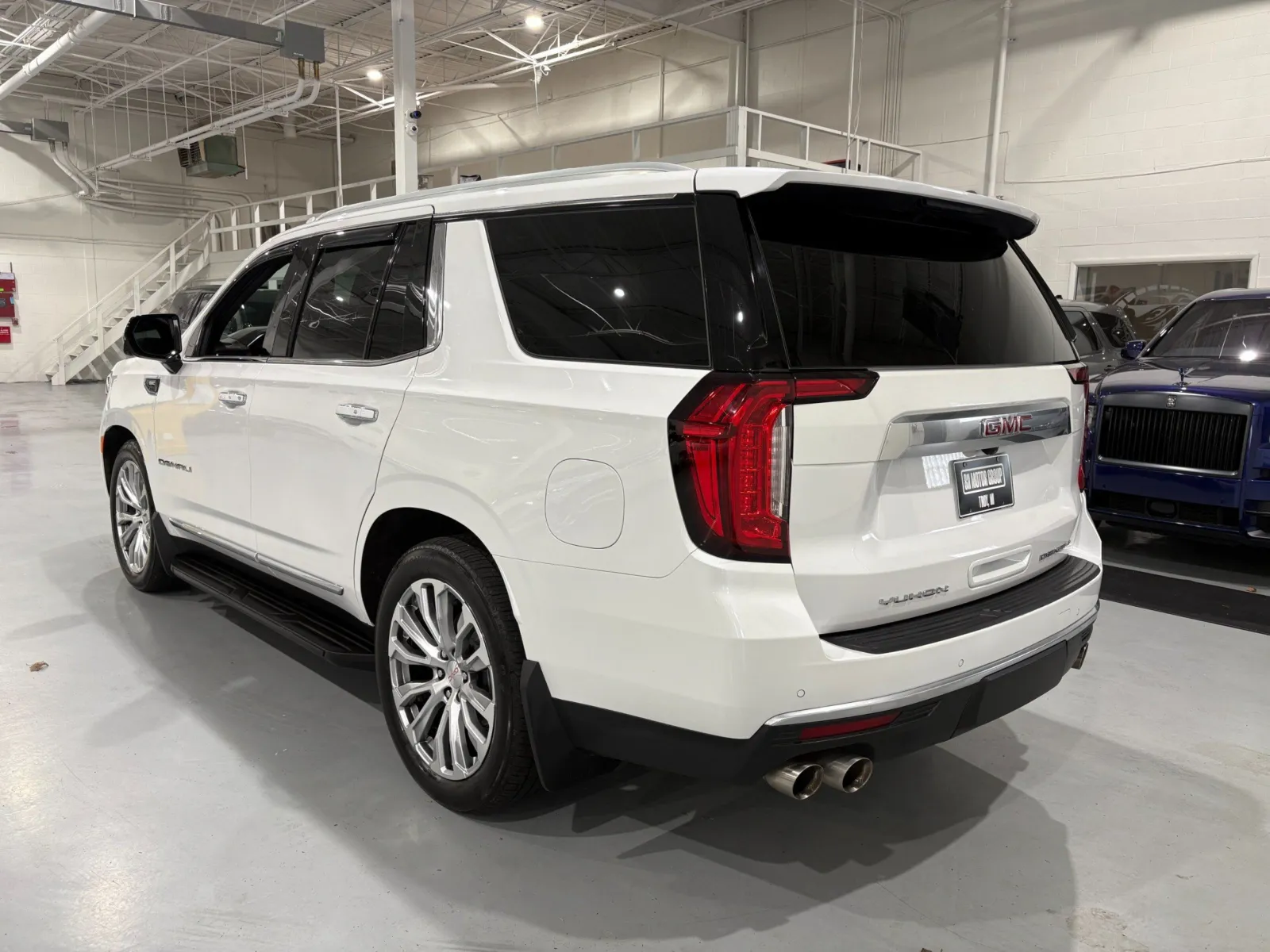2023 GMC Yukon Denali - Photo 5