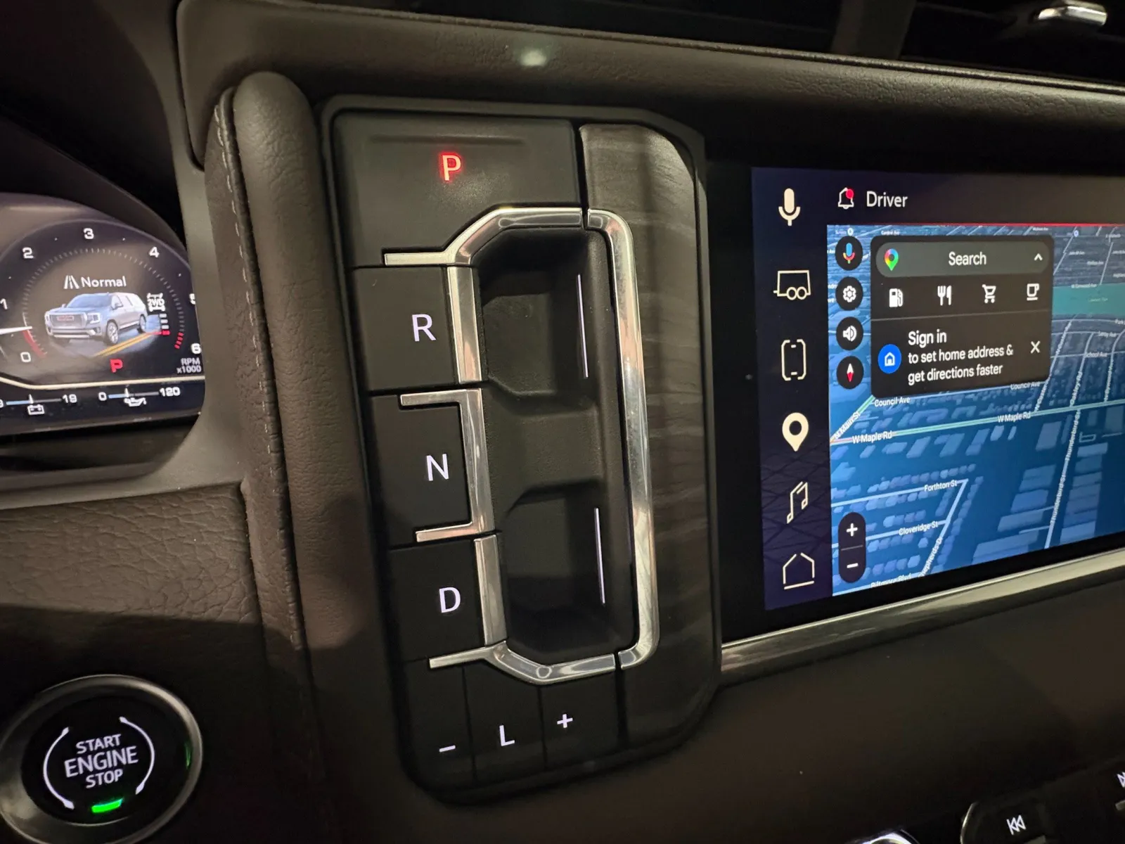 2023 GMC Yukon Denali - Photo 30