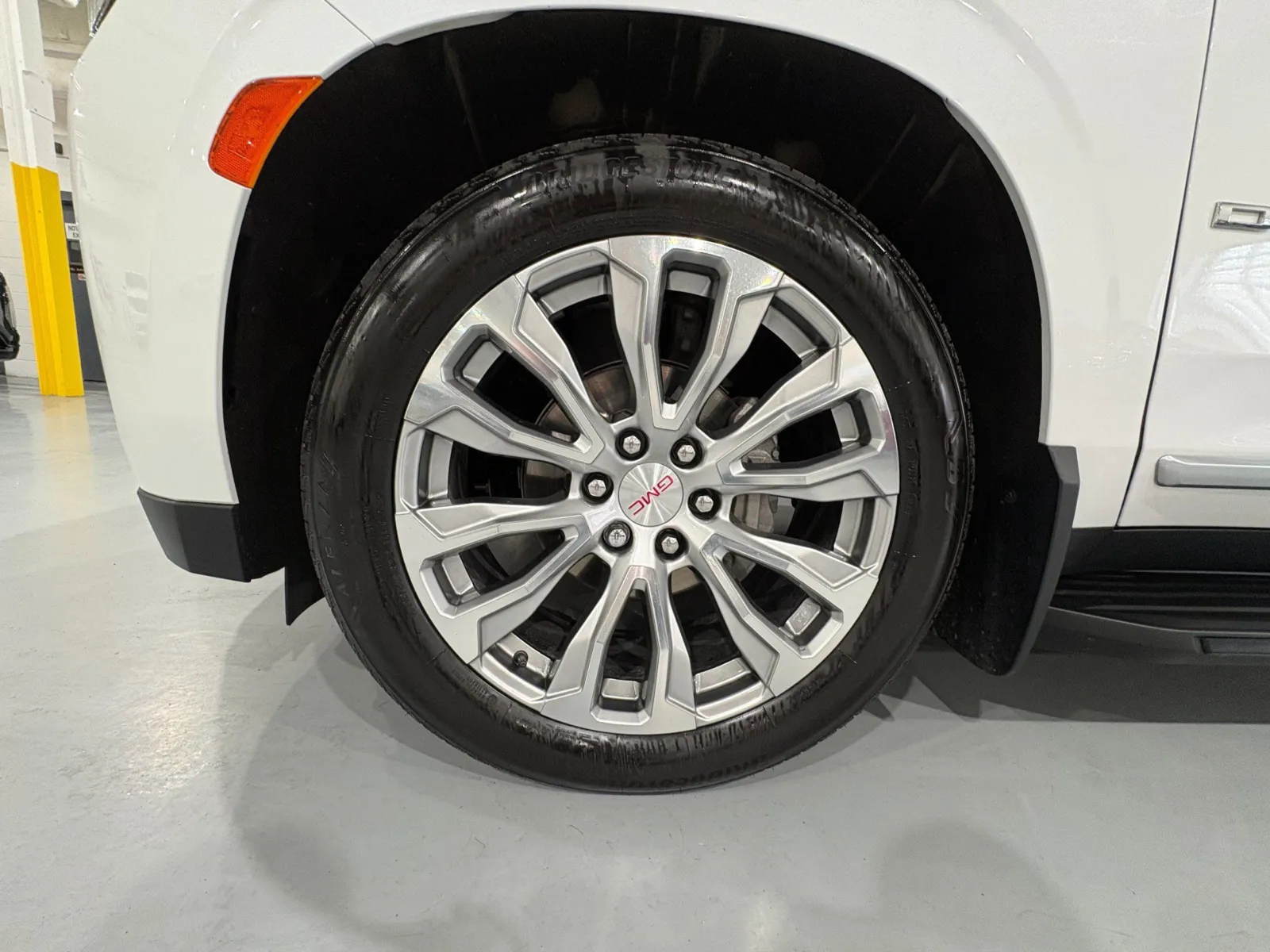2023 GMC Yukon Denali - Photo 71