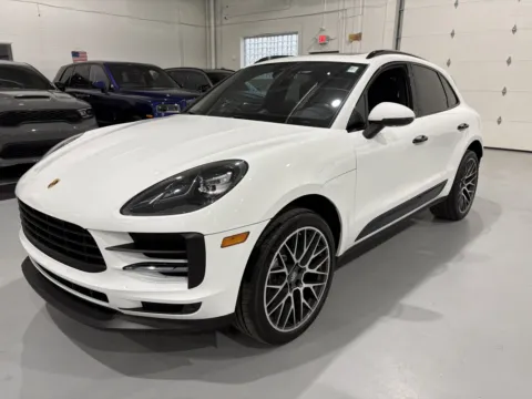 Another view of 2019 Porsche Macan for sale in Troy, MI at 8-11 Motor Group, Inc.