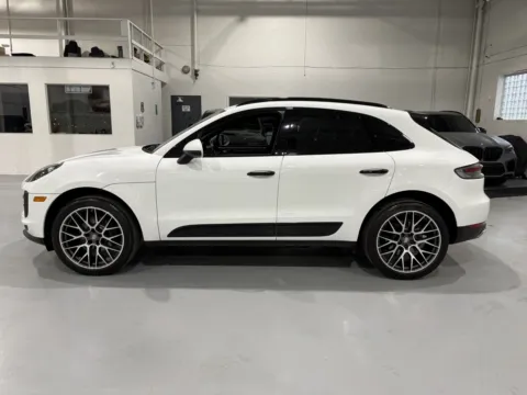 More photos of 2019 Porsche Macan at 8-11 Motor Group, Inc., MI