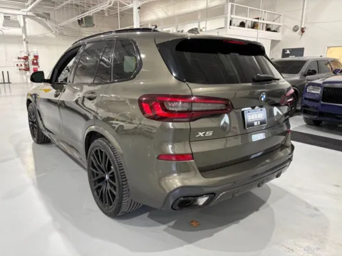 More photos of 2022 BMW X5 xDrive40i at 8-11 Motor Group, Inc., MI