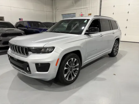 Another view of 2024 Jeep Grand Cherokee L Overland 4x4 for sale in Troy, MI at 8-11 Motor Group, Inc.