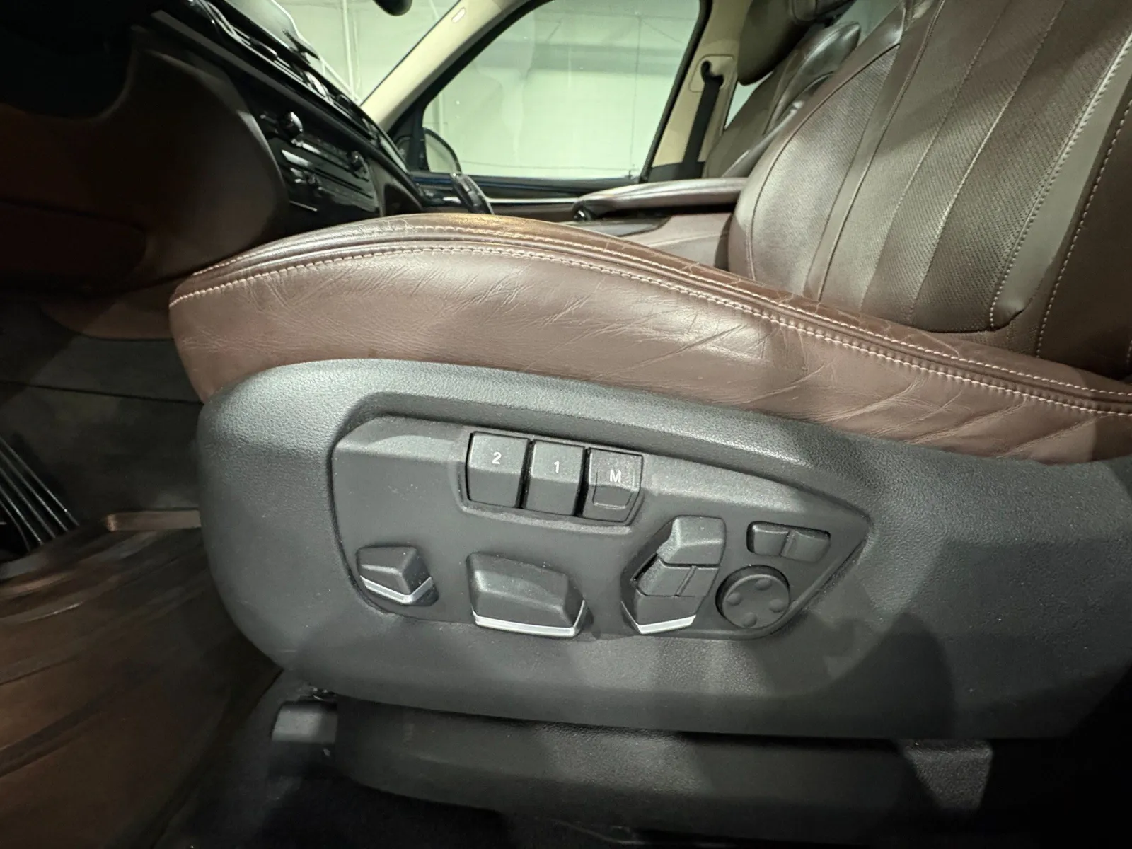 2014 BMW X5 xDrive50i - Photo 11