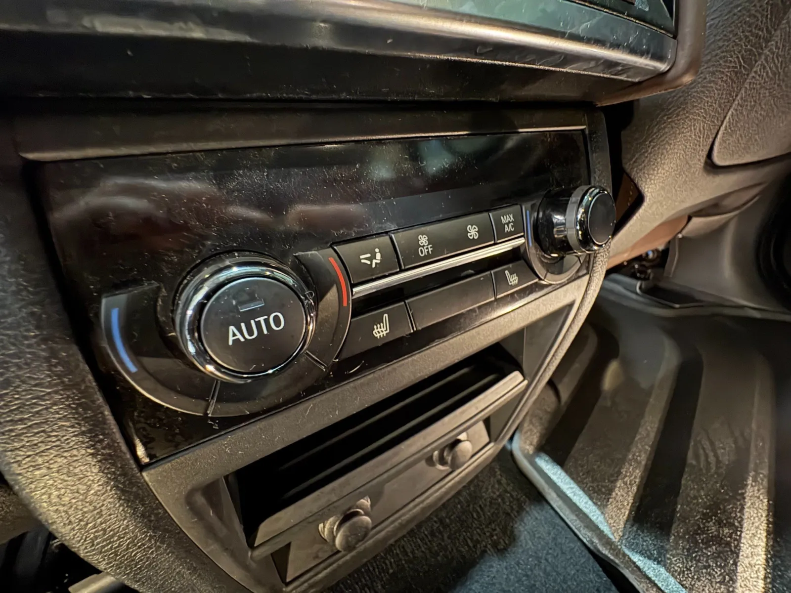 2014 BMW X5 xDrive50i - Photo 46