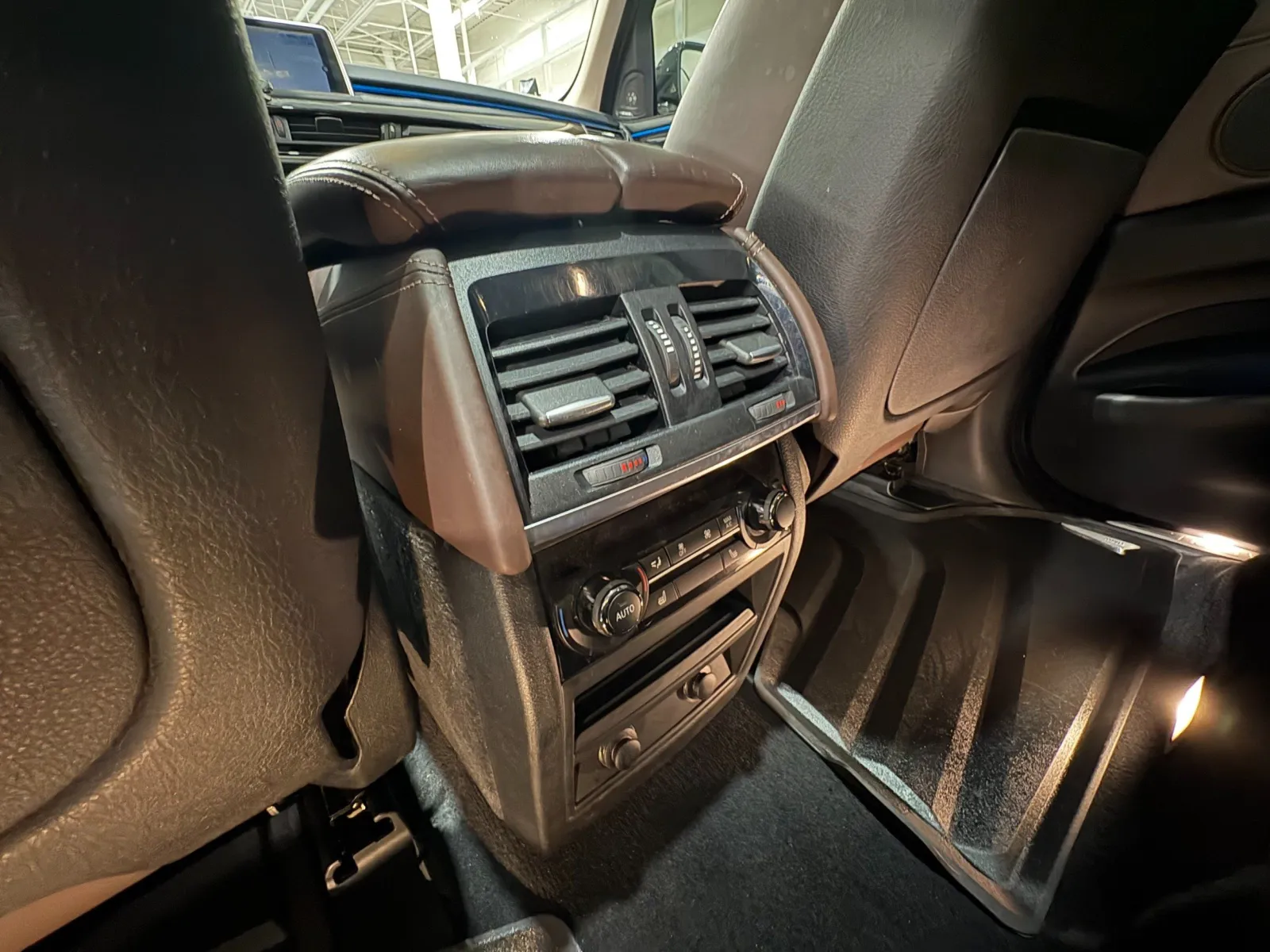 2014 BMW X5 xDrive50i - Photo 45