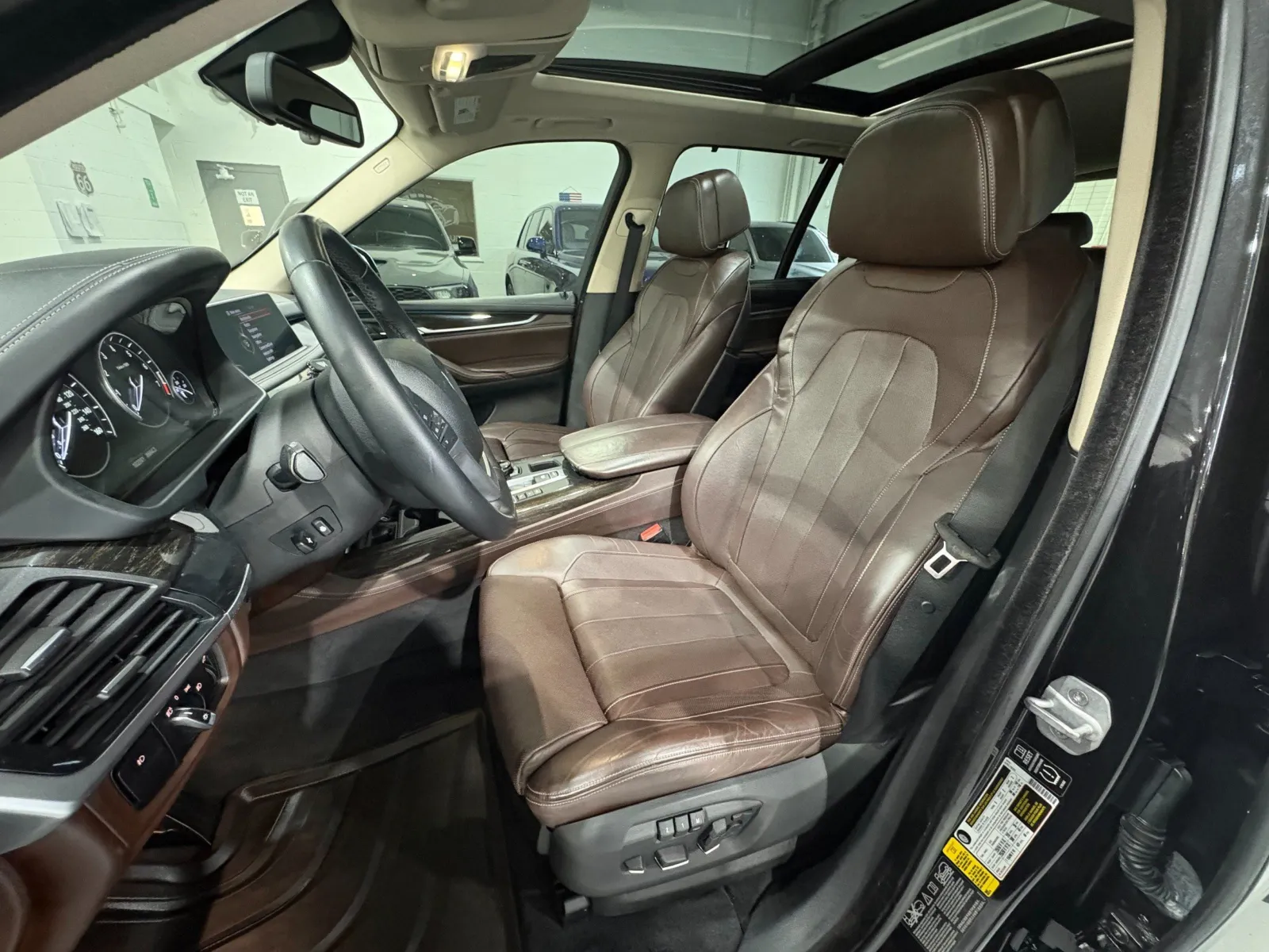 2014 BMW X5 xDrive50i - Photo 9