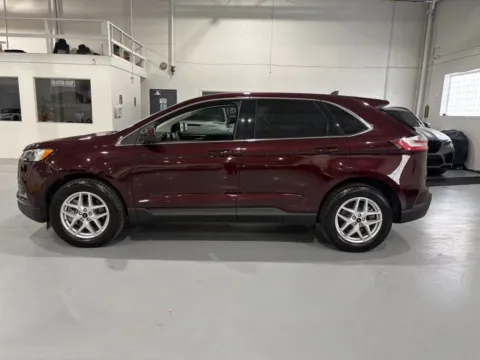 More photos of 2023 Ford Edge SEL at 8-11 Motor Group, Inc., MI